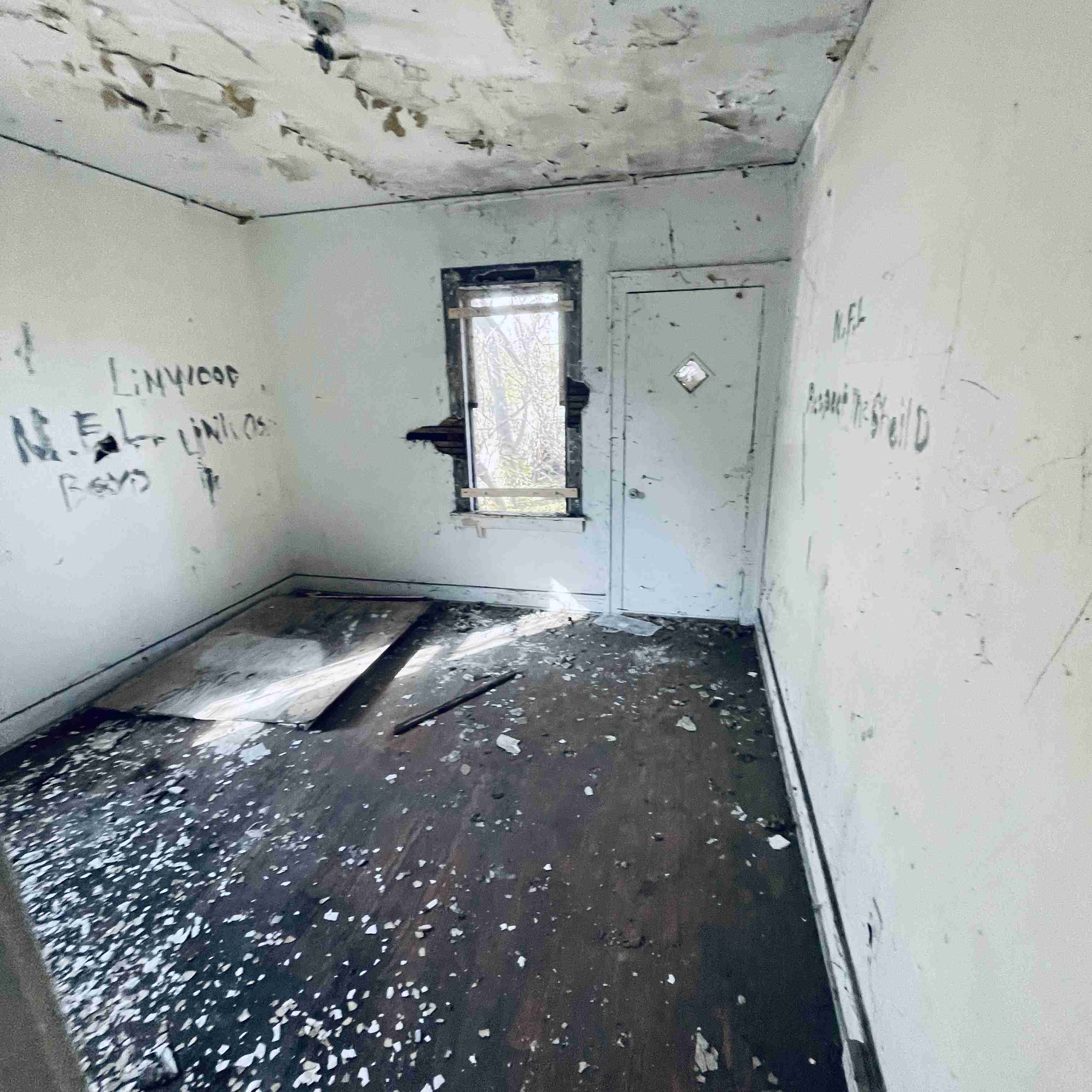 2638 Glendale (76).jpg